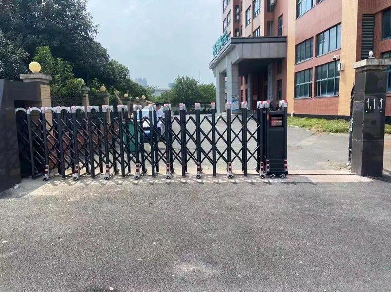 金属门批发行业动态：创新与市场趋势